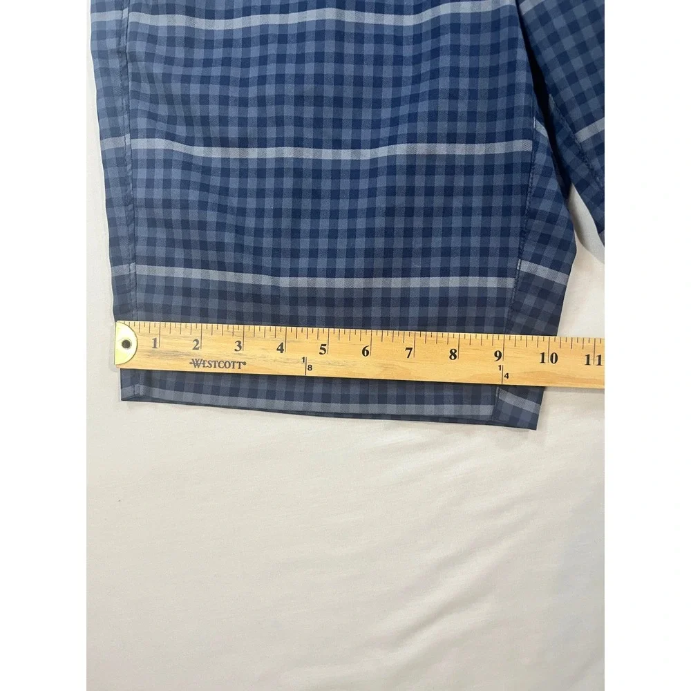Under Armour Mens Blue Plaid Golf Shorts Size 30 Flat Front Performance Active